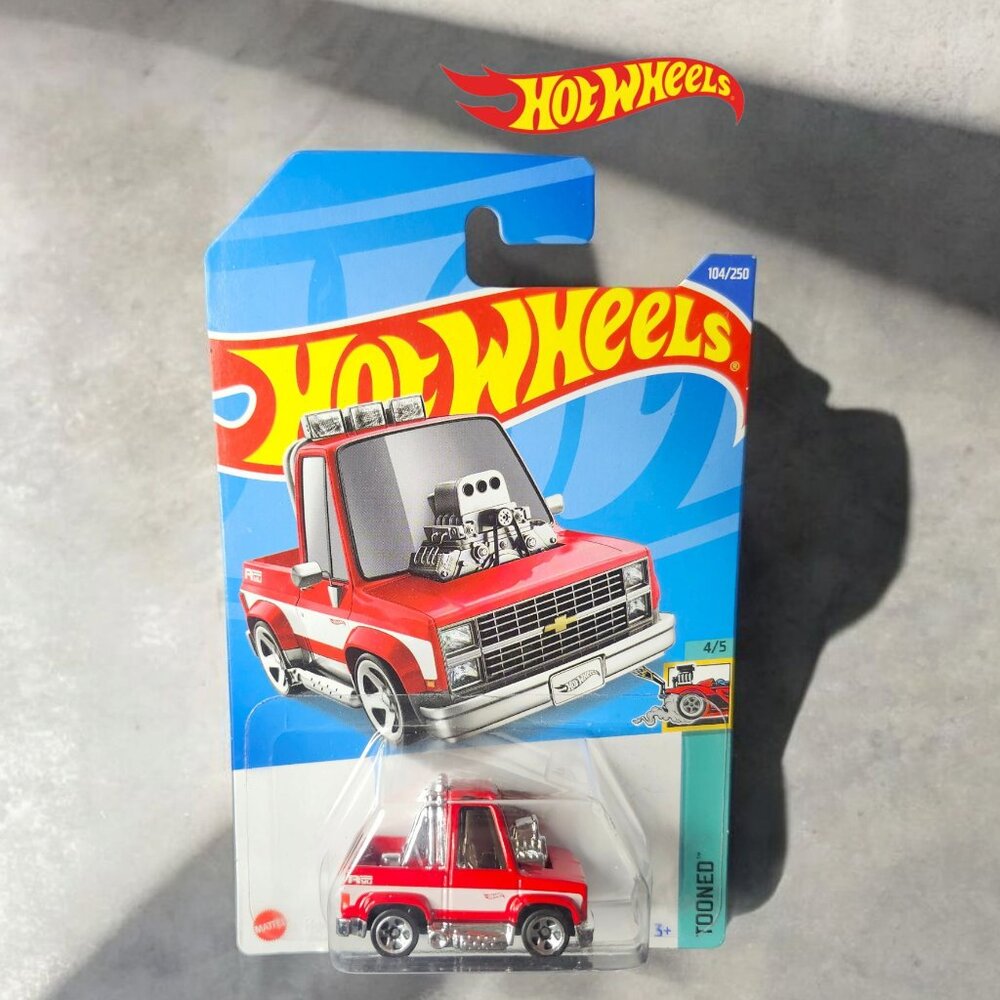 🆕️ 2021 HOT WHEELS Toon'd '83 Chevy Silverado
